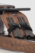 Kép betöltése a galériamegjelenítőbe: WaterRower Performance Ergométer - Diófa