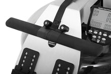 Kép betöltése a galériamegjelenítőbe: WaterRower Steel / Nemesacél