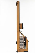 Kép betöltése a galériamegjelenítőbe: WaterRower Performance Ergométer - Cseresznyfa
