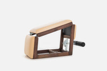 Load image into Gallery viewer, NOHRD TriaTrainer - Walnut - Natural leather
