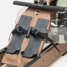 Kép betöltése a galériamegjelenítőbe: WaterRower S4 - Vintage Oak
