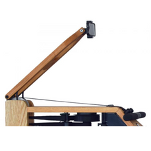 Kép betöltése a galériamegjelenítőbe: WaterRower telefontartó
