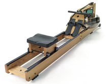 Kép betöltése a galériamegjelenítőbe: WaterRower Natural Oak / tölgyfa evezőpad
