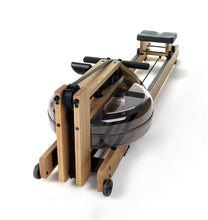 Kép betöltése a galériamegjelenítőbe: WaterRower Natural Oak / tölgyfa evezőpad
