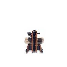 Kép betöltése a galériamegjelenítőbe: WaterRower S4 Classic - Diófa
