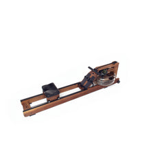 Kép betöltése a galériamegjelenítőbe: WaterRower S4 Classic - Diófa
